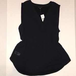 🖤 Ann Taylor Sleeveless Blouse (NWT) – Size M
